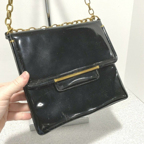 Prestige mod 1960’s black patent leather shoulder bag purse chunky gold chain - Picture 4 of 16
